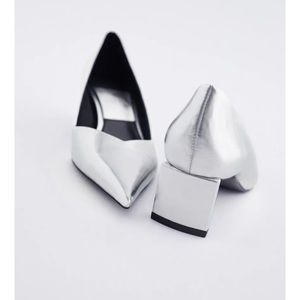 NWT Zara Luxury Metallic Minimalist High Heeled Pointed Toe Shoes